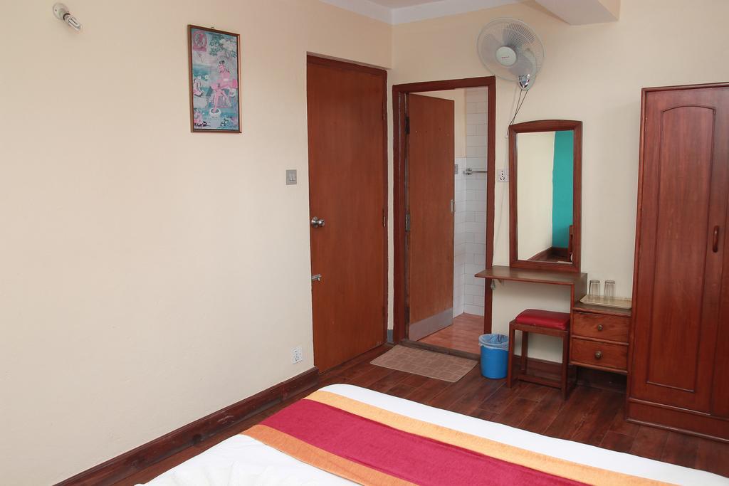 Shree Tibet Family Guest House Kathmandu Exterior photo